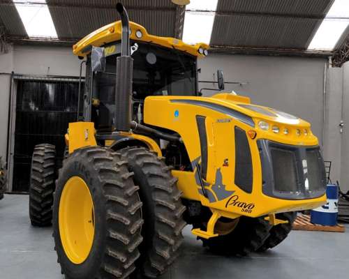 Tractor Pauny 580c, año 2022