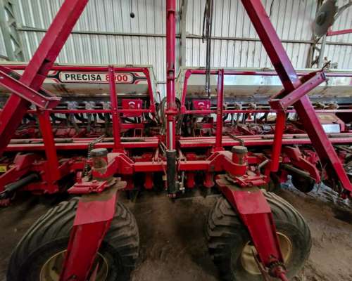 Sembradora Giorgi Precisa 8000 14/52 - 2008