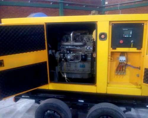 Grupo Electrogeno, New Holland 45 KVA