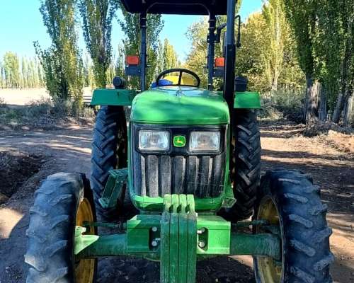 Tractor John Deere 5045e Doble Traccion