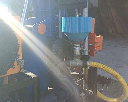 Se Vende Perforadora Marca Serrallo, Modelo Mini AG150