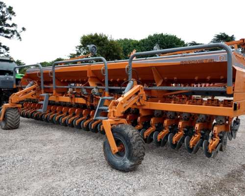 Agrometal TX Mega 23 a 35 con DVA TIM - Reacondicionada