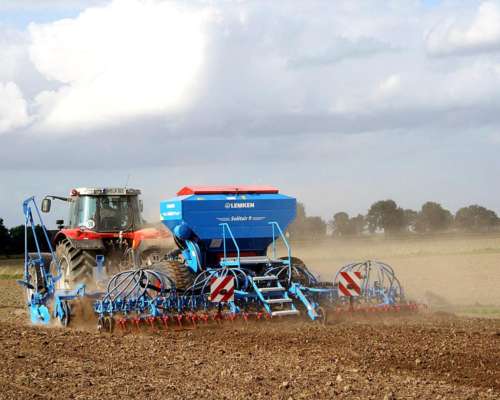 Sembradora Neumatica Lemken Solitair 9/600 KA y Rastra Rapid