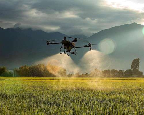 Dji Agras T70 + Curso de Piloto