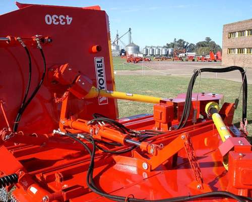 Desmalezadora Yomel - 4330 - Trituradora Articulada