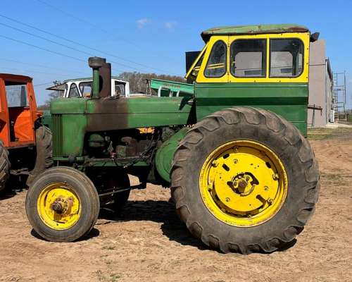 Tractor Jhon Deere 730