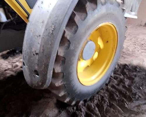 Tractor Pauny 250 a con Piloto - 6000 Hs - Impecable Estado