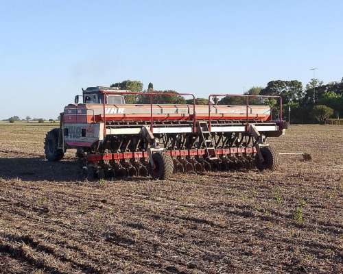 Vendo Sembradora VHB 20/35 Placa año 2008