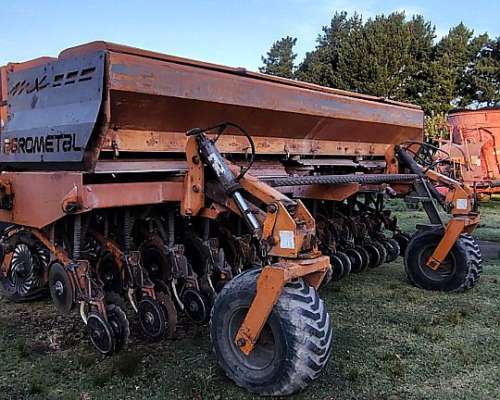 Agrometal MX 2321 con Alfalfero