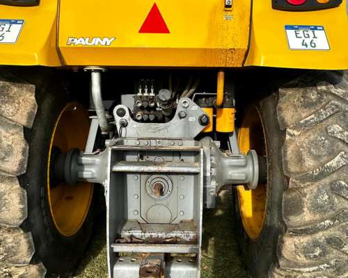 Tractor Pauny Audaz 220 HP en Perfecto Estado
