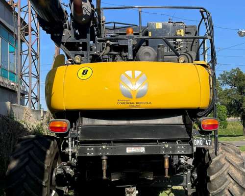 Cosechadora New Holland CR8.90 - Usada - año 2017