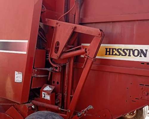 Rotoenfardadora Hesston, Modelo 2012, con Monitor.