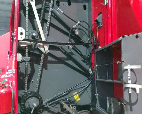 Rotoenfardadora Massey Ferguson 2946, Usada año 2020