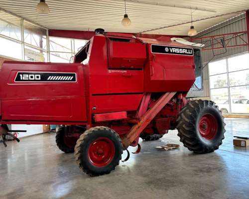 Cosechadora Vassalli 1200 Perkins