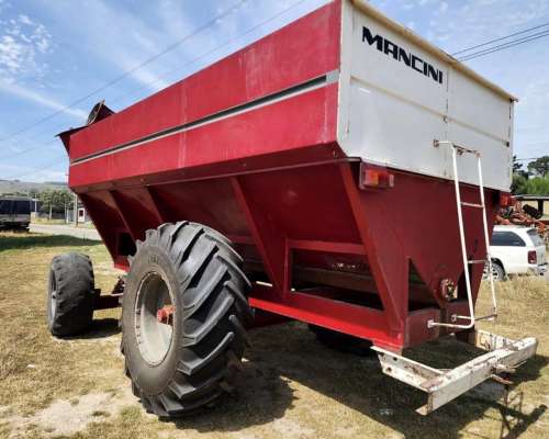 Tolva Autodescargable Mancini de 17 Toneladas