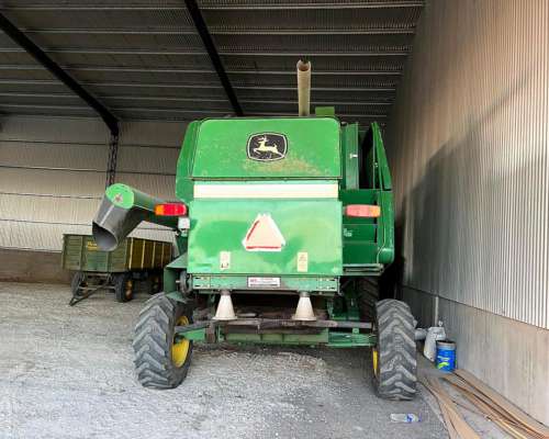 John Deere 1450. año 2005. Horas 5642. Plataforma Hydroflex
