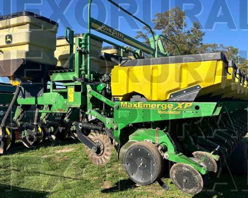 Jd 1740 18/52, 2010, Precision Planting Vset y Delta Force.