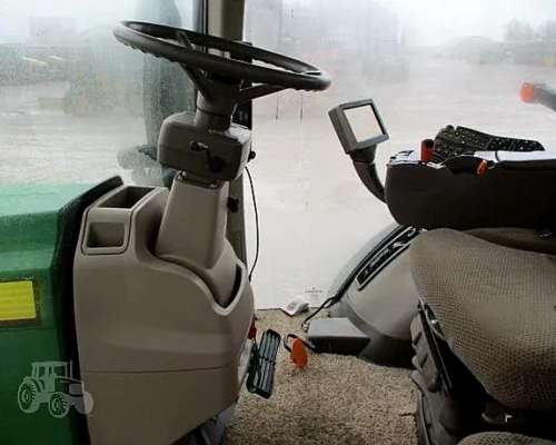 Tractor John Deere. Importamos R8