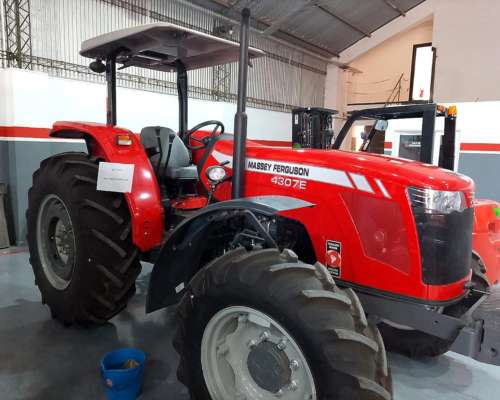 Tractor Massey Ferguson 4307 75 HP Versátil y Eficiente