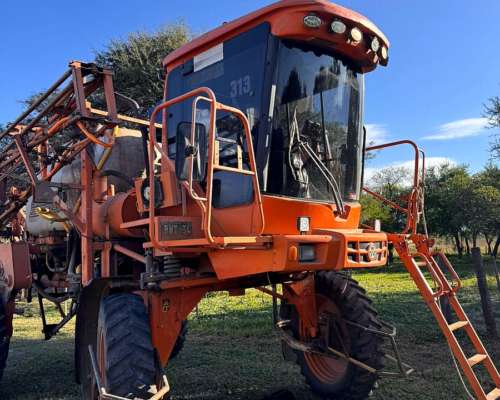 Pulverizadora Jacto Uniport 2500