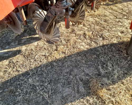 Sembradora Crucianelli Gringa V de 12 a 52 cm Doble Fertil