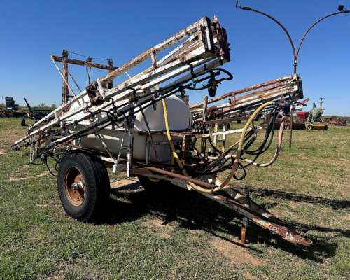 Pulverizador de Arrastre 1500 Lts