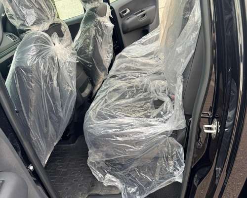 Volkswagen Amarok Black Style 2025