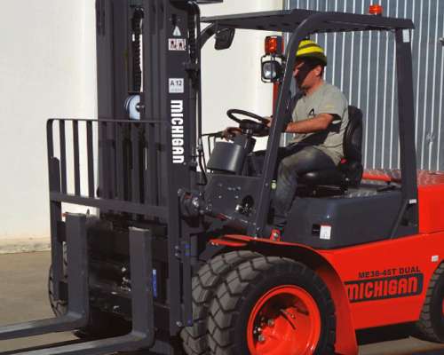 Autoelevador Michigan ME38 - 45t D