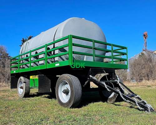 Acoplado Tanque Fumigadora 4 TN Mancini