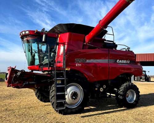 Cosechadora Case IH 7230 año 2018 con 1.900 Hs