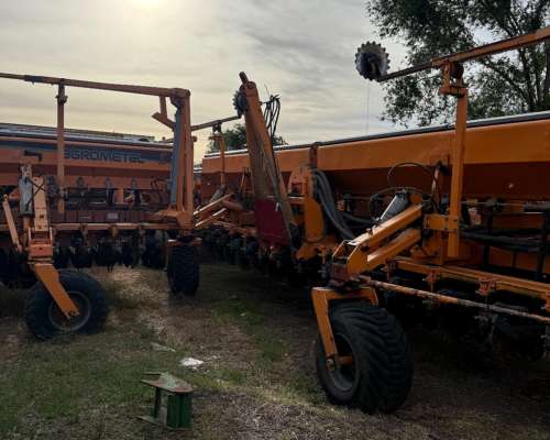 Agrometal TX Mega 16 a 52 Sfoggia Neumatica