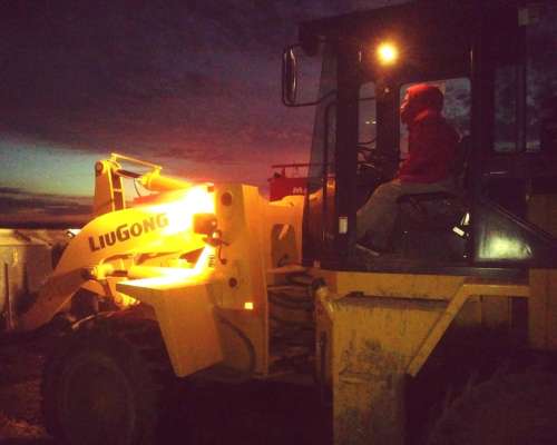 Busco Trabajo de Mixero/tractorista