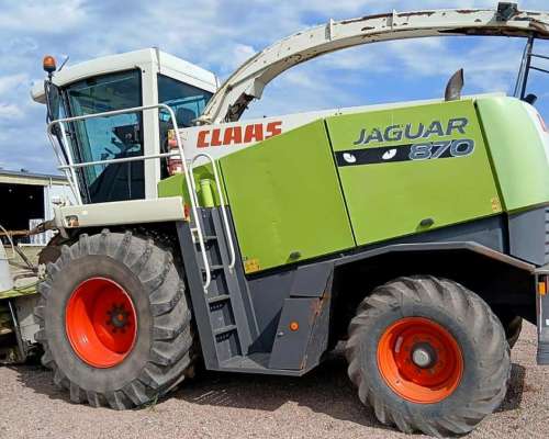 Picadora Jaguar 870 año 2006 con Cabezal RU 450 Xtra