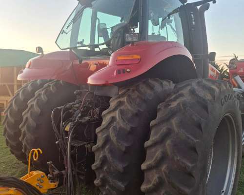 Case Magnum 260, Duales 520/85 R42