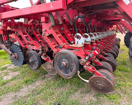 Crucianelli Pionera 4017 con Alfalfero y Kit Neumáticoo