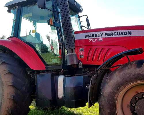 Tractor Massey Ferguson 7015 año 2015