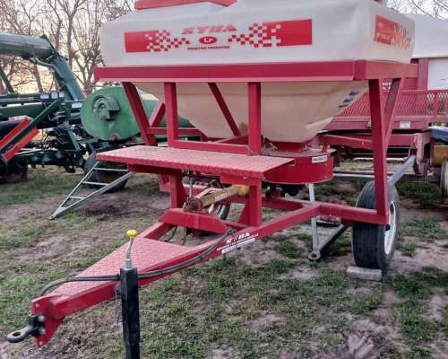 Fertilizadora Syra 1500 Kg