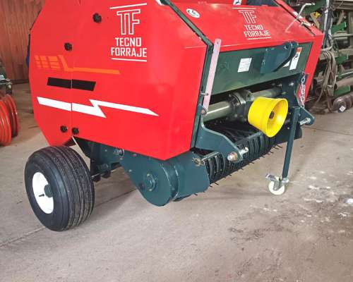 Mini Rotoenfardadora Tecnoforraje, Mod 1070 Rollos Medianos
