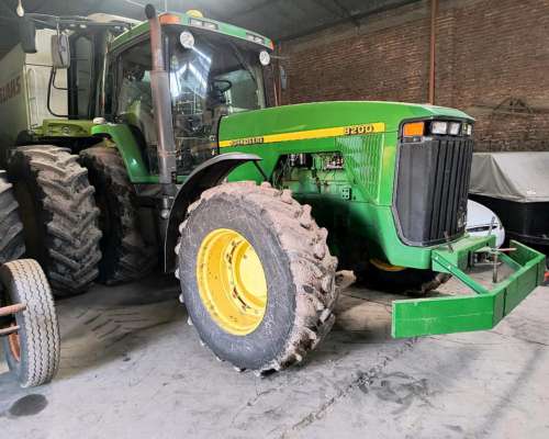 Tractor John Deere 8200 Usado