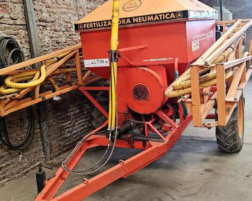 Fertilizadora Altina HP 2518 de 18 Mts