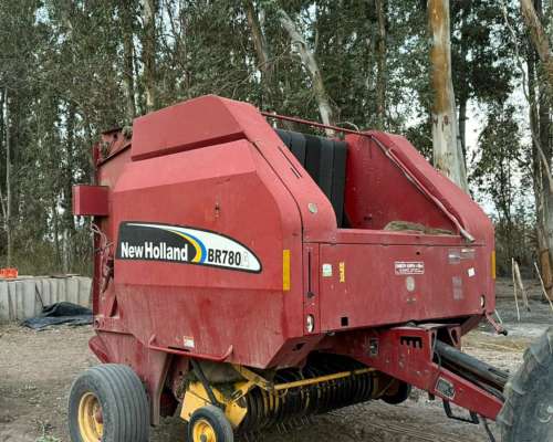 Enrolladora de Alfalfa New Holland Como Nueva