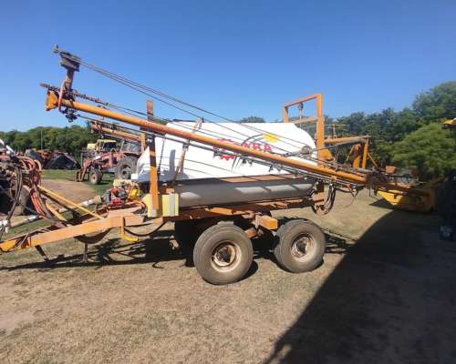 Fumigadora de Arrastre Praba Andariego 3000 L.