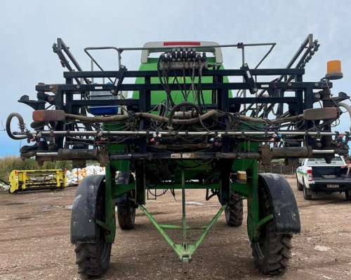 Pulverizadora Autopropulsada Metalfor 3200 Ref. año 2000.