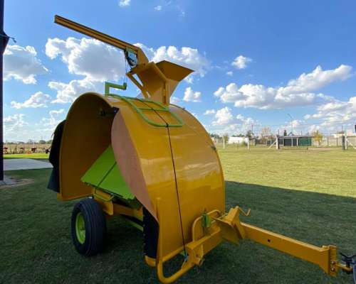 Embolsadora de Granos Fiberk sin Tractor - 9 Pies Disponible