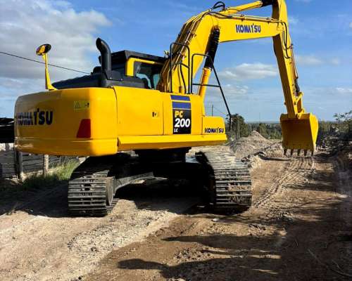 Komatsu PC 200 Reacondicionada 2024