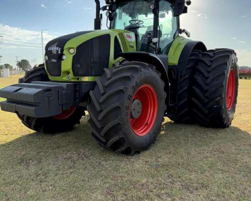 Tractor Claas Axion 940