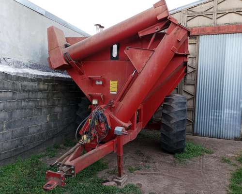 Tolva Autodescarga Ombu, de 10 Ton. con Balanza