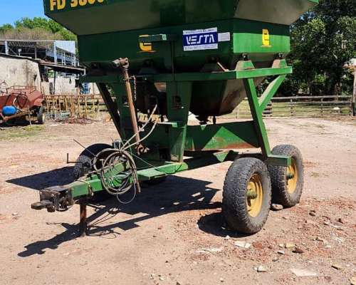 Fertilizadora Usada Marca Eisen Modelo FD 3800