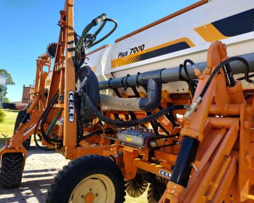 Cele de 16 a 42 con Fert en Linea 800 Ha de Nueva