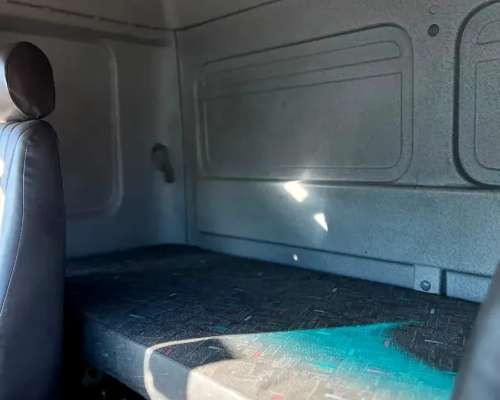 Camión Mercedes Benz Axor 1933 S36 año 2011 Cabina Original